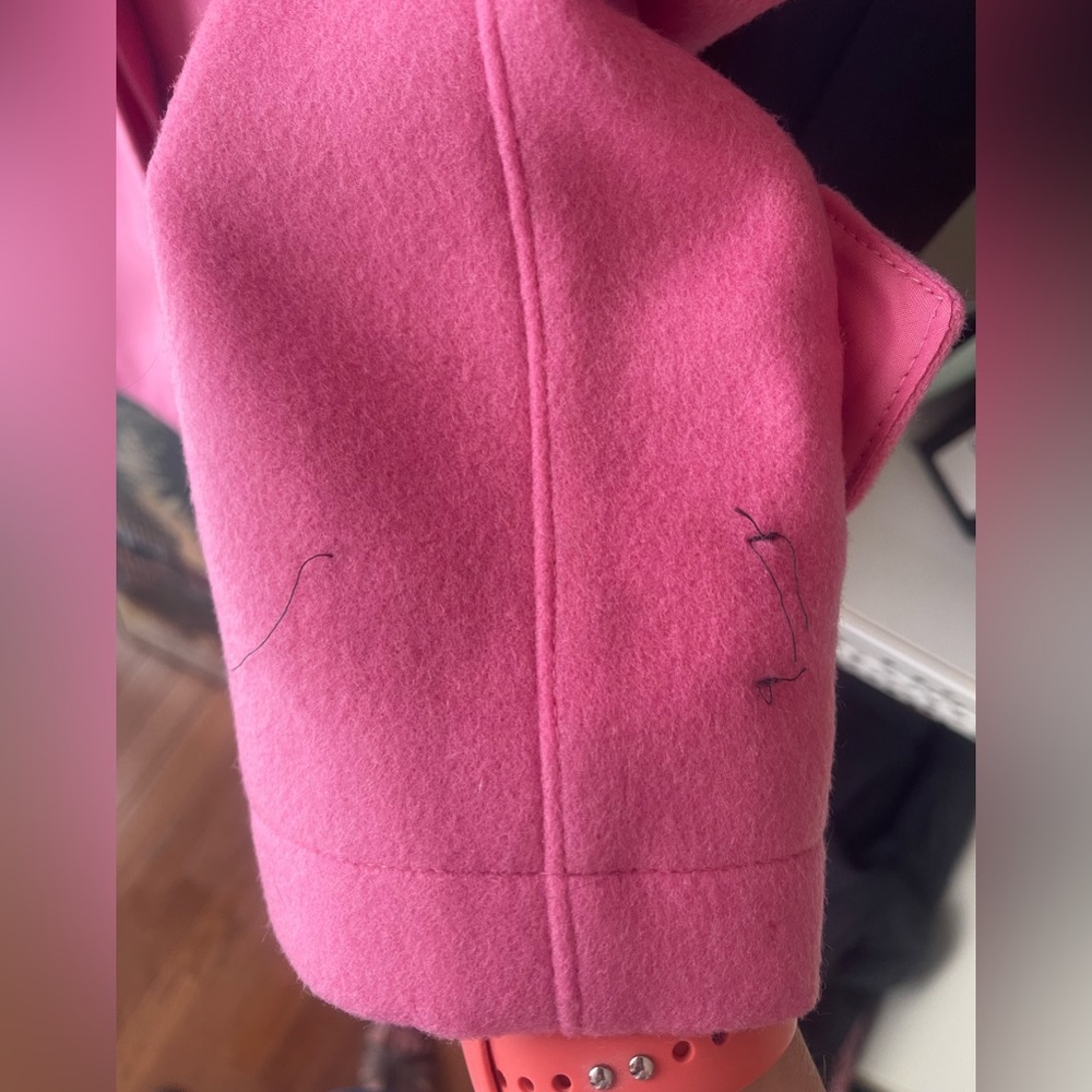 Pink coat - Picture 9 of 10